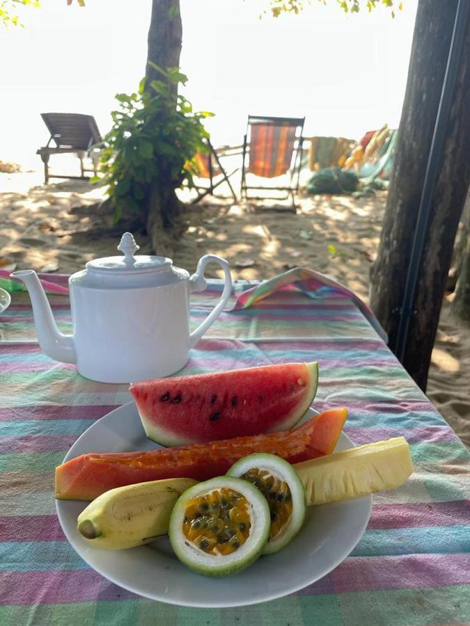 Sunray Beach House Tangalle Esterno foto
