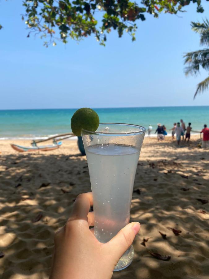 Sunray Beach House Tangalle Esterno foto