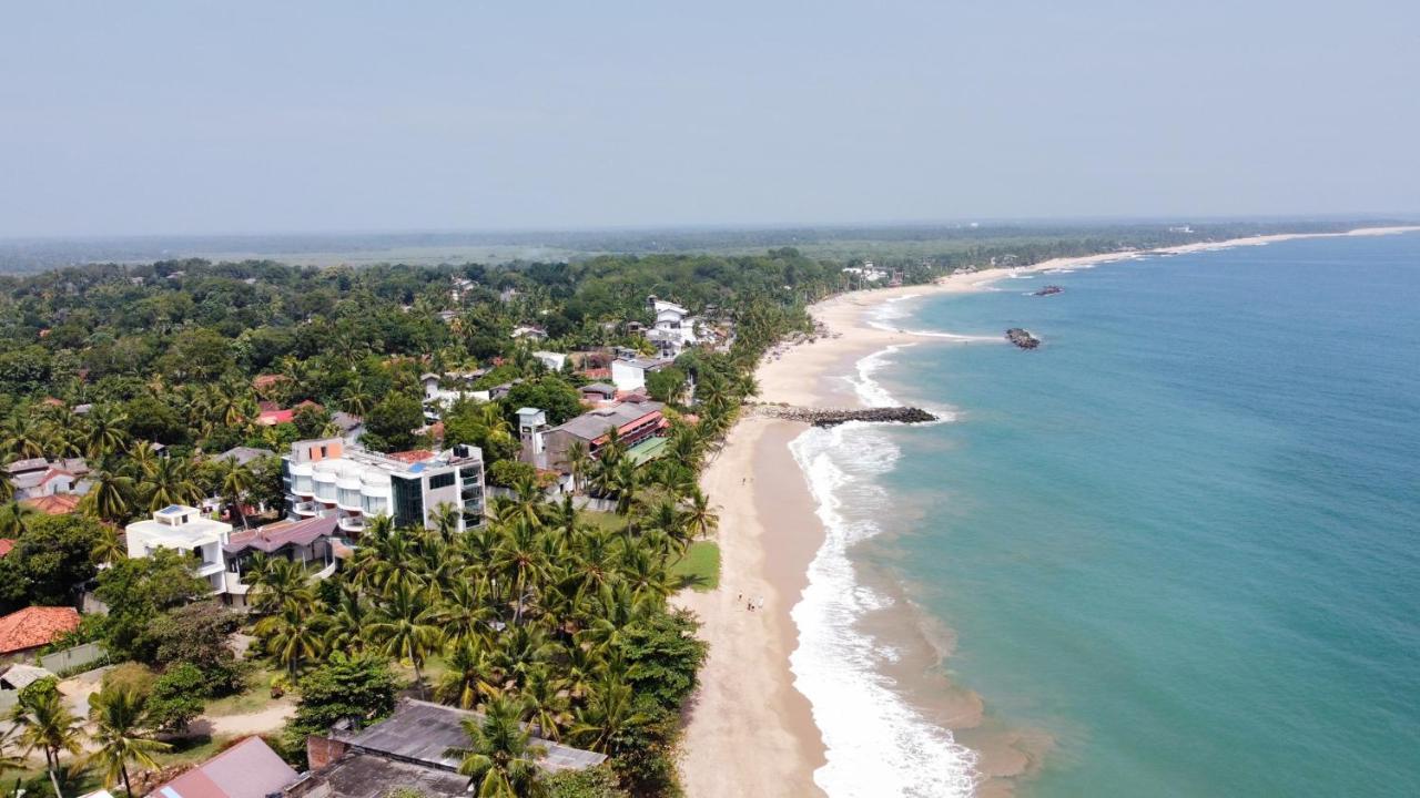 Sunray Beach House Tangalle Esterno foto